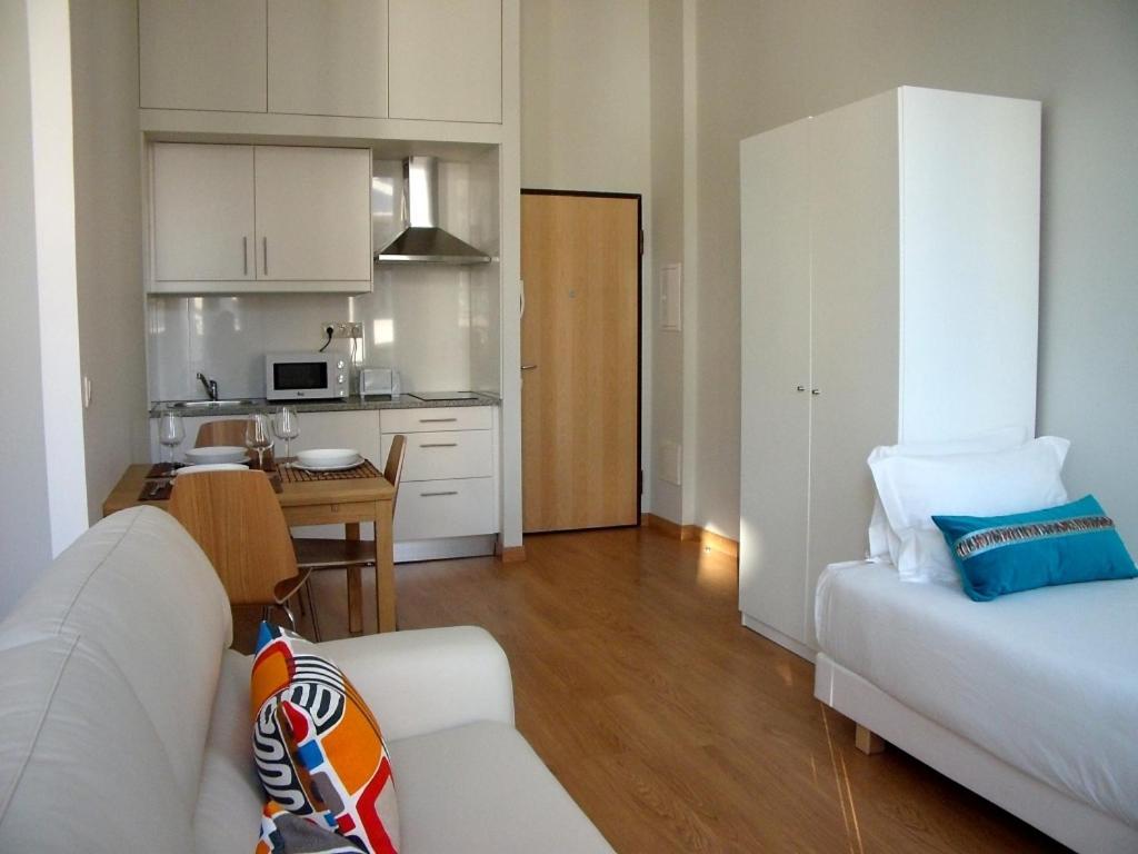 12 Short Term Apartment Порто Стая снимка